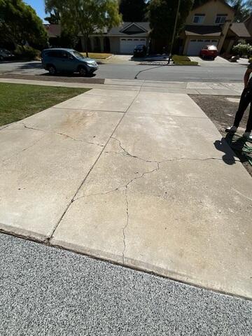 67001949949dd_concreterepairphotoofproperty120240806423pm